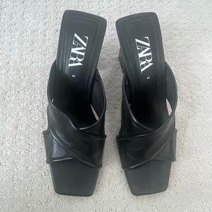 Zara black strap sandals